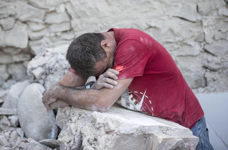 Las imágenes devastadoras del terremoto que ha sacudido el centro de Italia