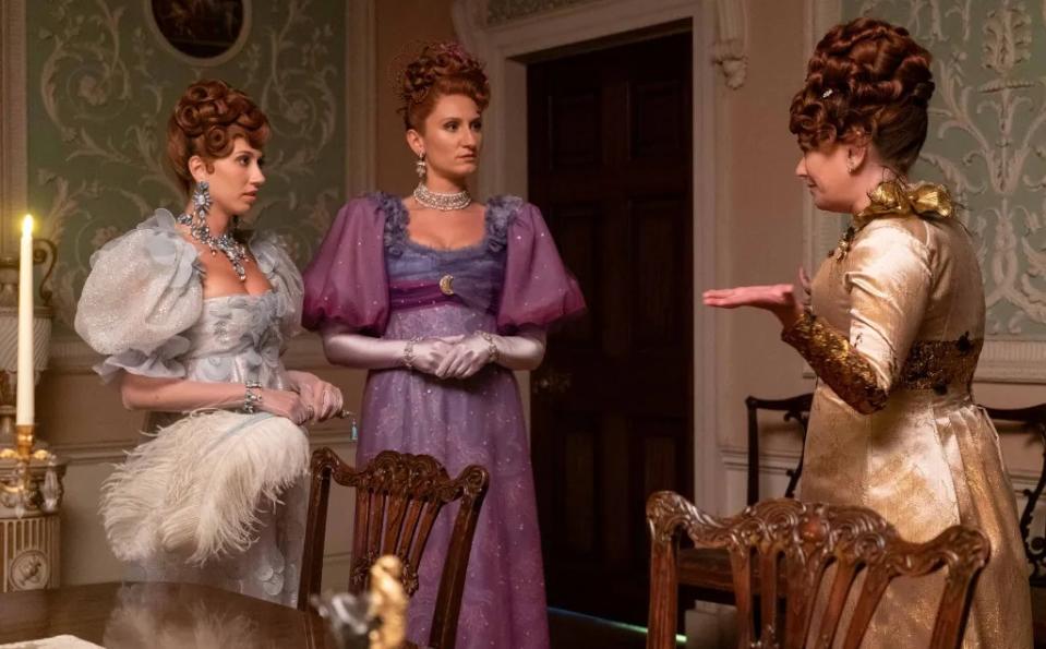 Harriet Cains as Philipa Featherington, Bessie Carter as Prudence Featherington, and Polly Walker as Lady Portia Featherington in Bridgerton season 3