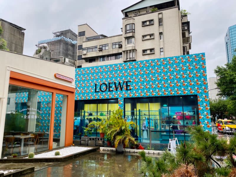 ▲LOEWE Paula’s Ibiza期間限定店，與瑪黑café合作推出LOEWE限定下午茶套餐，每套餐售價780元。（圖／記者蕭涵云攝）