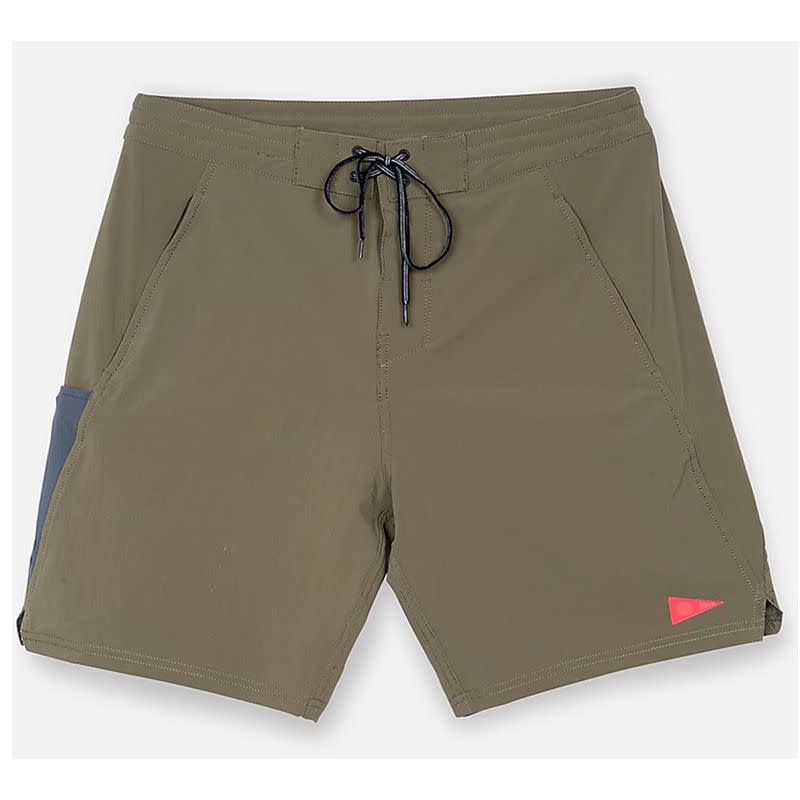 <p><a href="https://go.redirectingat.com?id=74968X1596630&url=https%3A%2F%2Fwww.jcrew.com%2Fp%2Fmens%2Fcategories%2Fclothing%2Fshorts%2Fnovelty%2Fflorence-f1-cordurareg-nylon-blend-utility-board-short%2FN9343%3Fdisplay%3Dstandard%26fit%3DClassic%26color_name%3Dolive%26colorProductCode%3DN9343&sref=https%3A%2F%2Fwww.esquire.com%2Fstyle%2Fmens-fashion%2Fg40182225%2Fbest-board-shorts-for-men%2F" rel="nofollow noopener" target="_blank" data-ylk="slk:Shop Now;elm:context_link;itc:0;sec:content-canvas" class="link ">Shop Now</a></p><p>F1 Shorts</p><p>jcrew.com</p><p>$85.00</p>