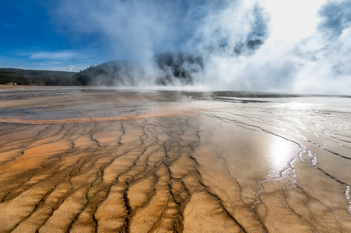 Grand prismatic spring in Yellowstone national park