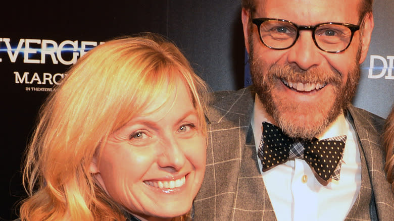 deanna brown and alton brown smiling