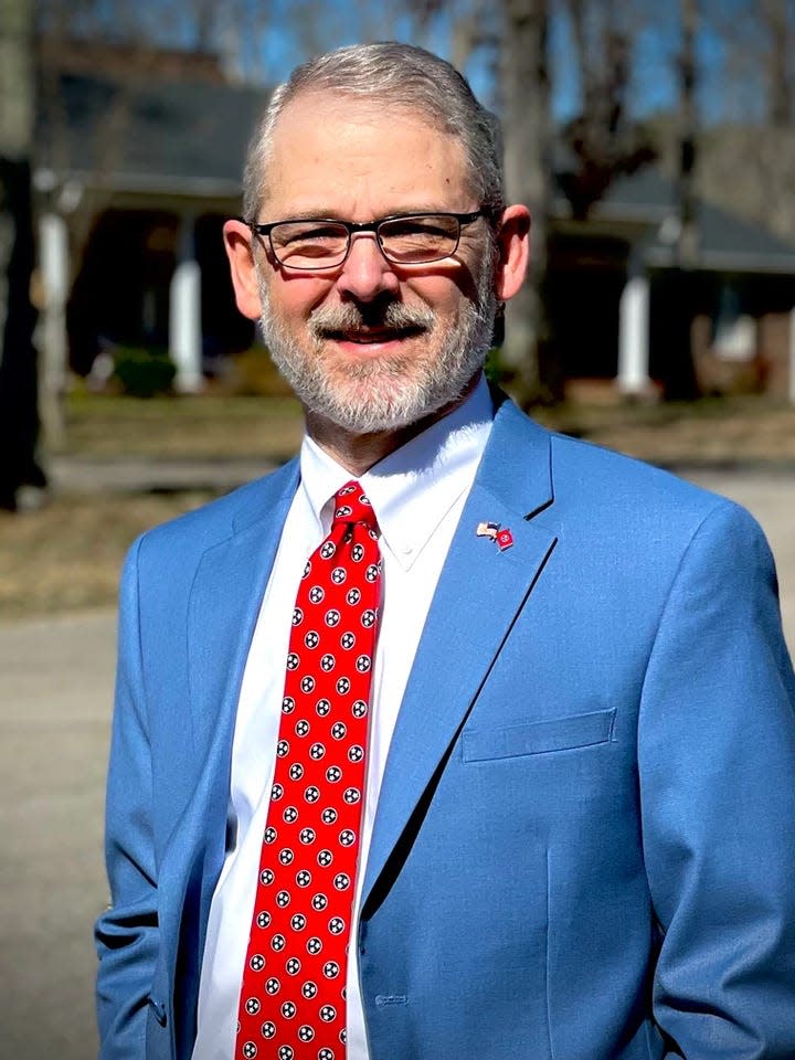 Mitchell Skelton is a native of Wayne County who is running to represent southern Middle Tennessee in District 71 for the House of Representatives.