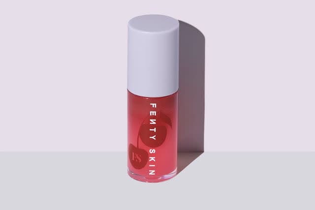 <p>Fenty</p>