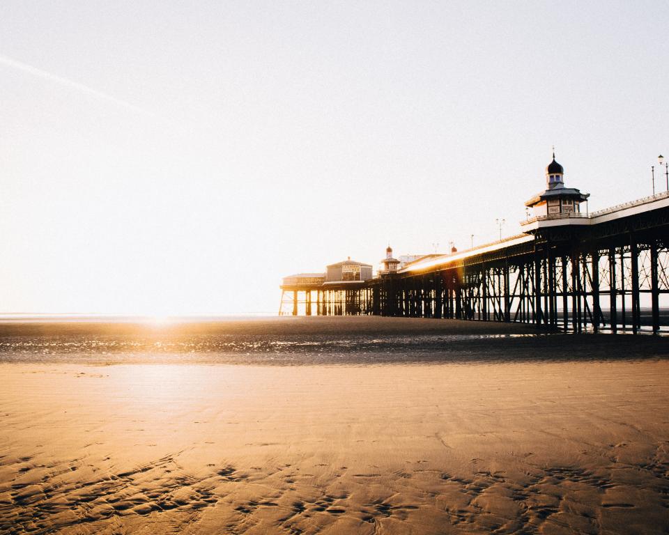 Blackpool pier. (Luke Ellis-Craven/Unsplash)