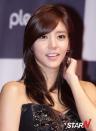 [Photo] Son Dam Bi at her comeback press conference