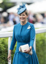 <p>Sophie, Gräfin von Wessex sah bei Ascot 2013 in diesem azurblauen Oufit einfach bezaubernd aus. <em>[Bild: Getty]</em> </p>