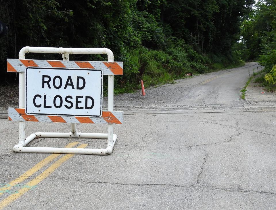 Muskingum Avenue, also known as Dug Road, has been closed since February 2019 due to landslips. Complete renovations, including changes to Putnam Hill Park overlooking the road, will hopefully start late this fall.