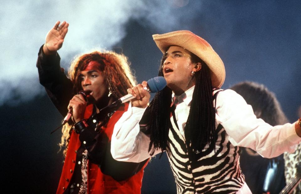 Milli Vanilli, performing, 1989