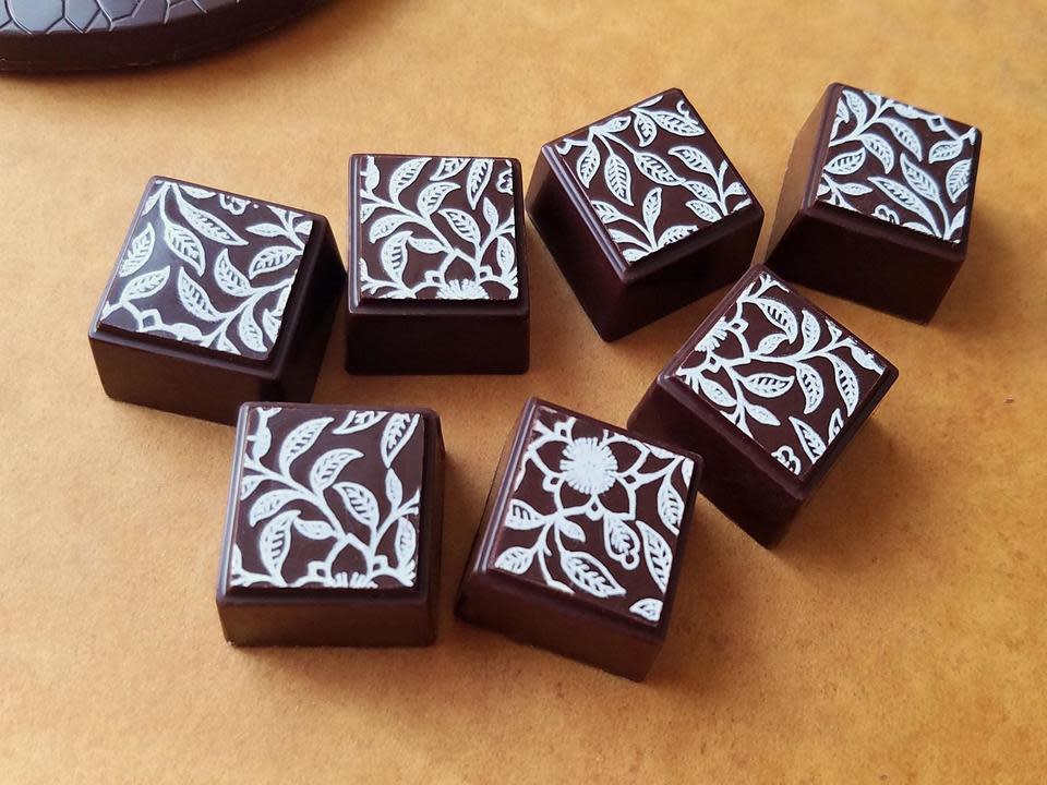 <p>Photo: Kokak Chocolates/<a href="https://www.facebook.com/kokakchocolates/photos/a.435810206943397/601451927045890/?type=3&theater" rel="nofollow noopener" target="_blank" data-ylk="slk:Facebook;elm:context_link;itc:0;sec:content-canvas" class="link ">Facebook</a></p>