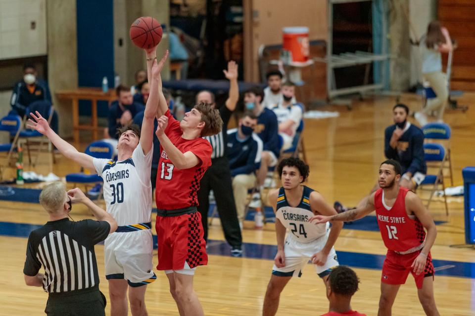 Keene State's Jeff Hunter wins the opening tip-off during the Little East Conference Championship on March 4, 2021.