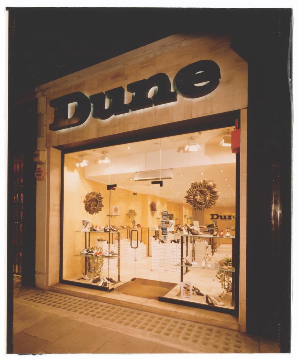 Dune London’s first stand-alone store that opened on King’s Road in London, 1993.