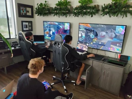<div class="inline-image__caption"><p>Gallagher and some friends gaming online. </p></div> <div class="inline-image__credit">Courtesy of Chernack</div>