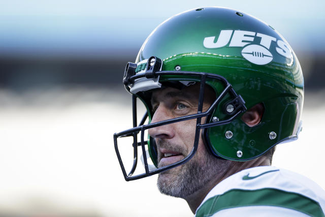 Aaron Rodgers, Jets handle Giants