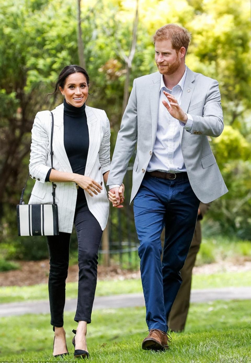 <p>The pregnant royal visited a reception hosted by the Prime Minister of Australia at The Pavilion Restaurant. Swapping out her trainers and sunglasses, Markle wore her trusty <a href="https://www.farfetch.com/uk/shopping/women/aquazzura-deneuve-105-pumps-item-13085027.aspx?storeid=9774&size=18&pid=googleadwords_int&pid=performancehorizon_int&af_channel=Search&af_channel=affiliate&c=629762120&c=skimlinks_phg&af_c_id=629762120&af_keywords=aud-296930551369%3Apla-383089413039&af_adset_id=52804059504&af_ad_id=218064673083&is_retargeting=true&is_retargeting=true&shopping=yes&gclid=EAIaIQobChMIwoqstJXY3QIV1kwNCh21yAPgEAQYASABEgISCPD_BwE&clickref=1100l5JaLZjG&clickid=1100l5JaLZjG&af_siteid=305950&af_sub_siteid=1011l274&af_cost_model=CPA" rel="nofollow noopener" target="_blank" data-ylk="slk:Denuve 105 Aquazzura pumps;elm:context_link;itc:0;sec:content-canvas" class="link ">Denuve 105 Aquazzura pumps</a>, and a chic pinstriped blazer from <a href="https://www.net-a-porter.com/gb/en/product/1059727?cm_mmc=LinkshareUK-_-TnL5HPStwNw-_-Custom-_-LinkBuilder&siteID=TnL5HPStwNw-XyeQ3luJqM1mTPYBKAFzbg&Skimlinks.com=Skimlinks.com&dclid=CKWnsoqHmt4CFUEMgQodb04AyA" rel="nofollow noopener" target="_blank" data-ylk="slk:L’Agence;elm:context_link;itc:0;sec:content-canvas" class="link ">L’Agence</a>and a perfectly clashing bag from <a href="https://www.oroton.com.au/avalon-zip-top-crossbody-january-delivery-black-cream-mix-osfa_1001245" rel="nofollow noopener" target="_blank" data-ylk="slk:Oroton;elm:context_link;itc:0;sec:content-canvas" class="link ">Oroton</a>.</p>