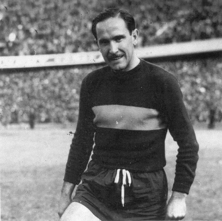 Eliseo Mouriño debutó en Boca en 1953 y jugó 144 partidos
