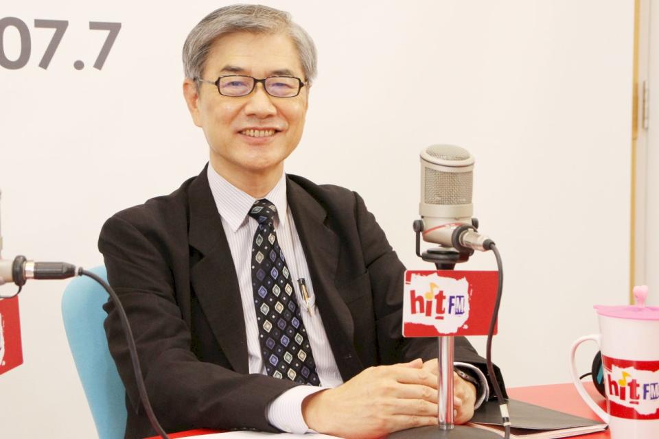 金管會主委黃天牧今天(14日)接受廣播電台專訪。（Hit Fm《周玉蔻嗆新聞》製作單位提供）