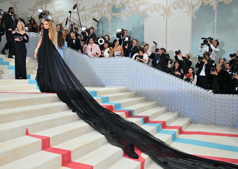 Rita Ora en la alfombra roja de la Met Gala 2023. (Photo by Angela WEISS / AFP) (Photo by ANGELA WEISS/AFP via Getty Images)