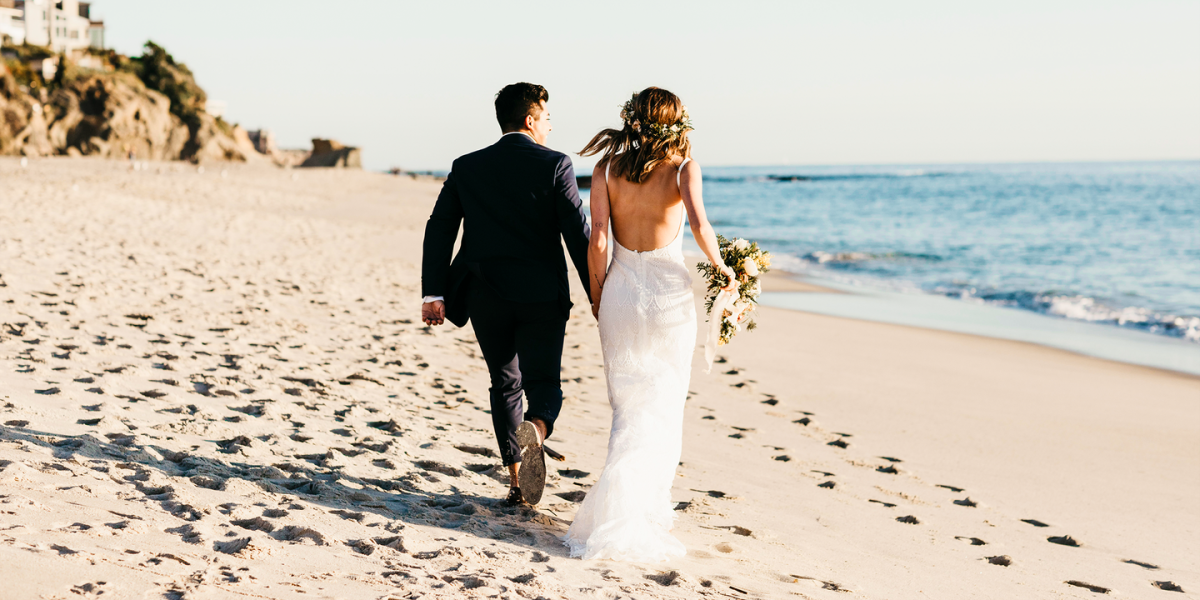 Purple-Hued Timeless Wedding in Chicago, Illinois  Timeless wedding,  Wedding inside, Wedding dresses