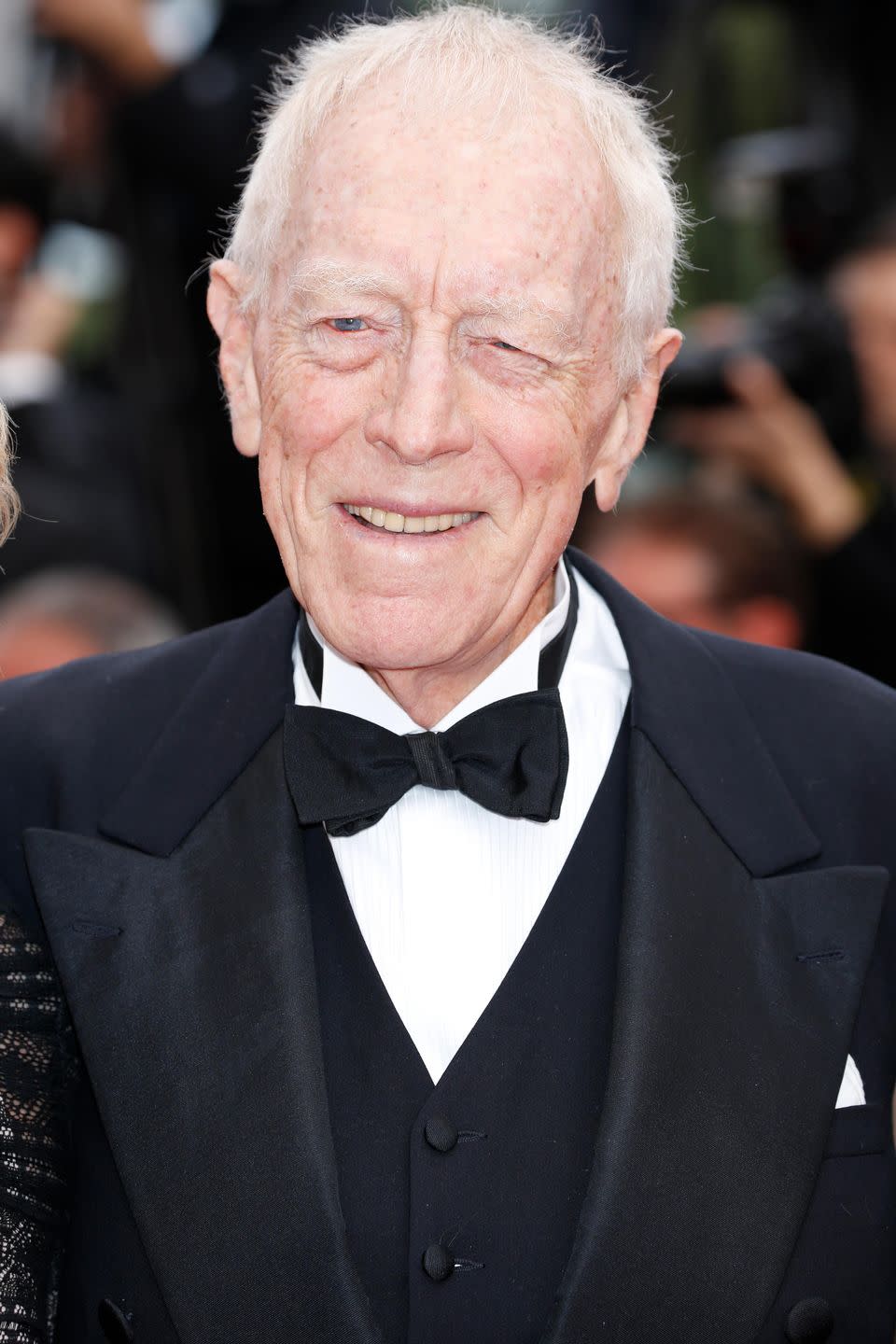 <p>"It is with a broken heart and with infinite sadness that we have the extreme pain of announcing the departure of Max von Sydow, March 8" – Agent Jean Diamond</p>