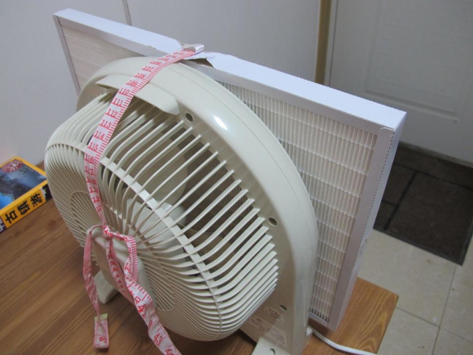 Thomas Talhelm's first DIY air purifier that he made in 2013