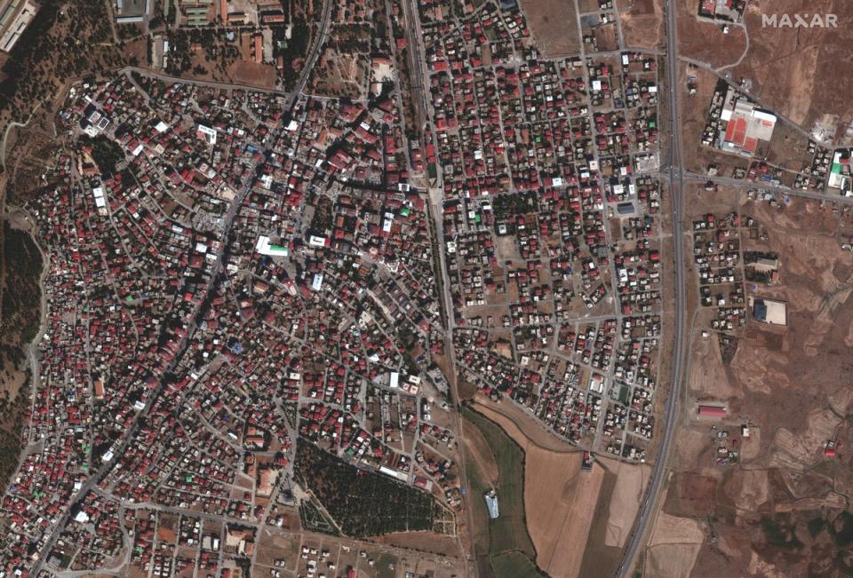 Overview of Islahiye, Turkey before earthquake./Satellite image ©2023 Maxar Technologies (Satellite image ©2023 Maxar Technologies)
