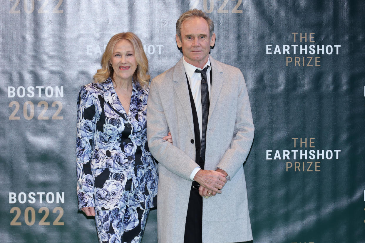 Catherine O'Hara and husband Bo Welch at the event. (Mike Coppola / Getty Images)