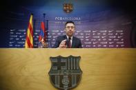 Barcelona's President Josep Maria Bartomeu attends a news conference at Camp Nou stadium in Barcelona January 7, 2015. REUTERS/Albert Gea