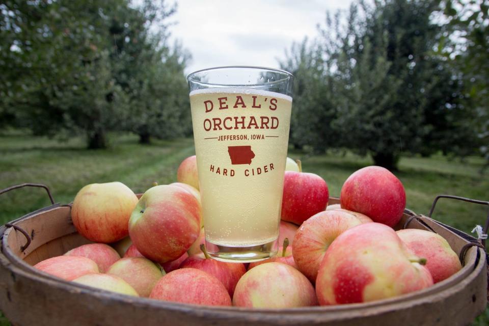 25) Deal's Orchard in Jefferson, Iowa
