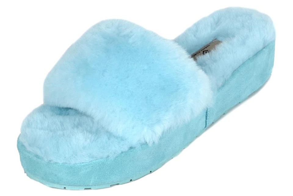 Dream Pairs, slippers