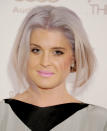 El rostro con forma de pera es aquel en el que la mandíbula es la parte más prominente de la cara, como en el caso de Kelly Osbourne. Este tipo de fisionomía necesita cejas alargadas que sobrepasen la esquina exterior del ojo. De esta manera se consigue un efecto óptico que hace parecer la frente más ancha. (Foto: Gregg DeGuire / Getty Images)