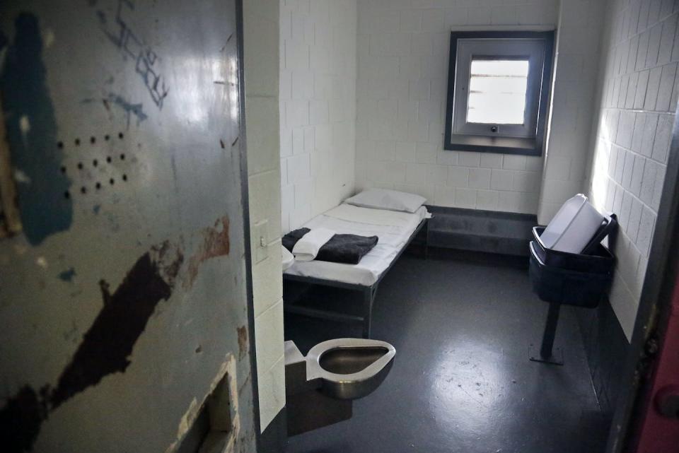 Living conditions in a solitary cell at New York's Rikers Island jail. <a href="https://newsroom.ap.org/detail/Solitary-Confinement-New-York/73d3f8de299e4d2eabdc78d507b7f4b7/photo?Query=solitary%20confinement&mediaType=photo&sortBy=arrivaldatetime:desc&dateRange=Anytime&totalCount=386&currentItemNo=32" rel="nofollow noopener" target="_blank" data-ylk="slk:AP Photo/Bebeto Matthews;elm:context_link;itc:0" class="link ">AP Photo/Bebeto Matthews</a>