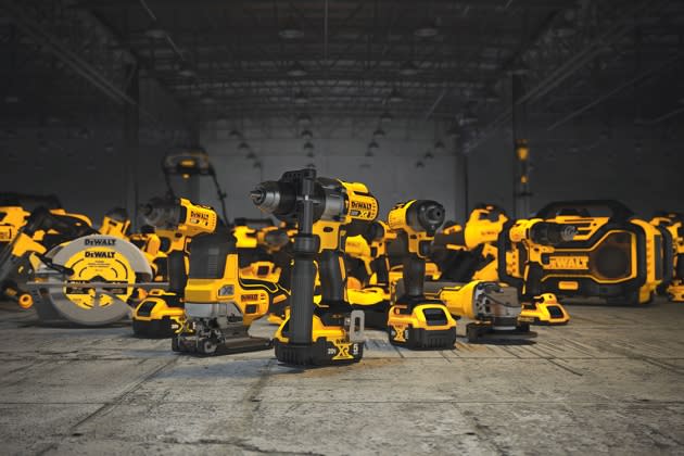 DeWalt Drills Power Tool Kits Are 50% Weekend Holiday Shoppers