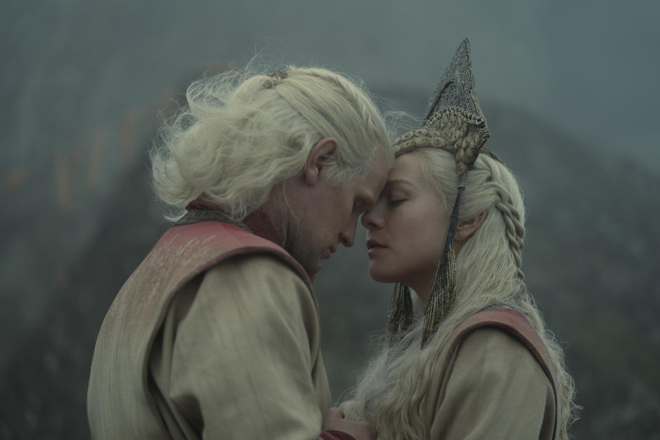 Matt Smith and Emma D'Arcy as Daemon and Rhaenyra Targaryen in <i>House of the Dragon</i><span class="copyright">Ollie Upton—HBO</span>