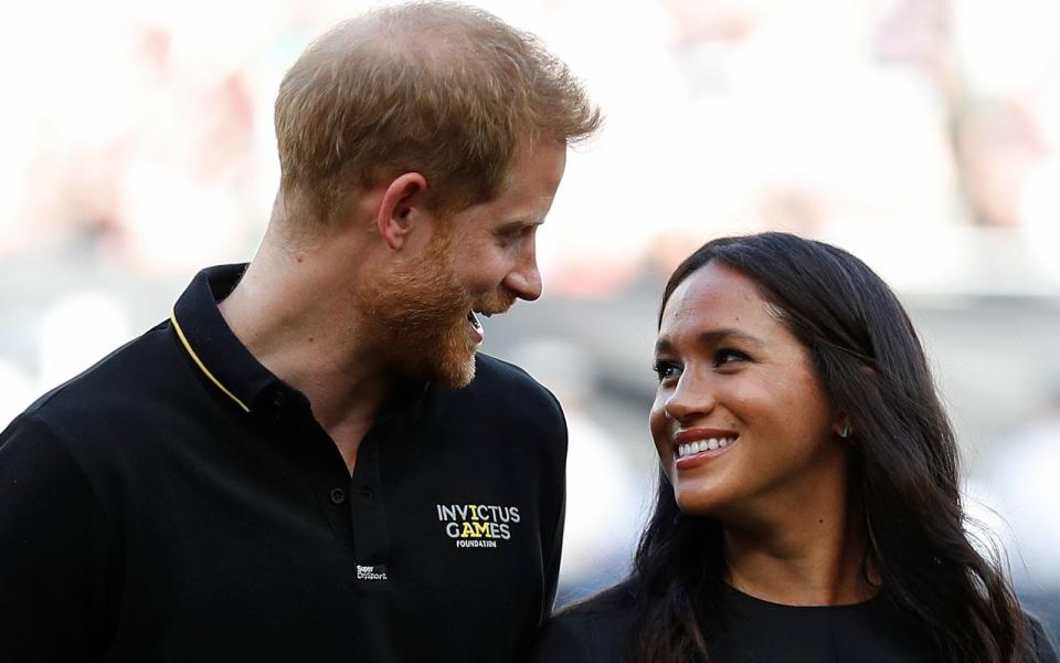 Bereits 2021 gaben Harry und Meghan Moderatorin Oprah Winfrey ein ausführliches Interview, wo sie über das schwierige Verhältnis zum britischen Königshaus sprachen. (Bild: 2019 Getty Images)