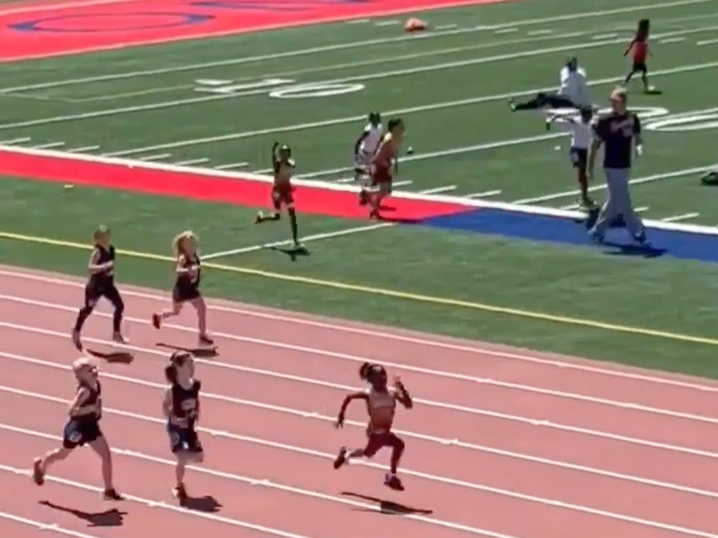 US boxer Terence Crawford shared the video of his daughter Tayala winning the race (Terence Crawford / Instagram)