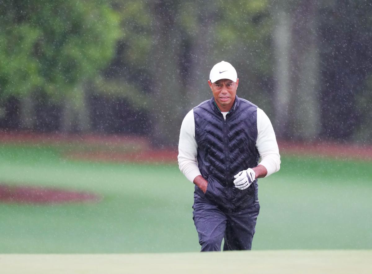 Tiger Woods undergoes fusion surgery to treat post-traumatic arthritis in  foot, out indefinitely - Yahoo Sports