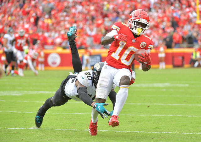 Ball NFL Tyreek Hill Tyreekhill Tyreek Hill Kansascitychiefs