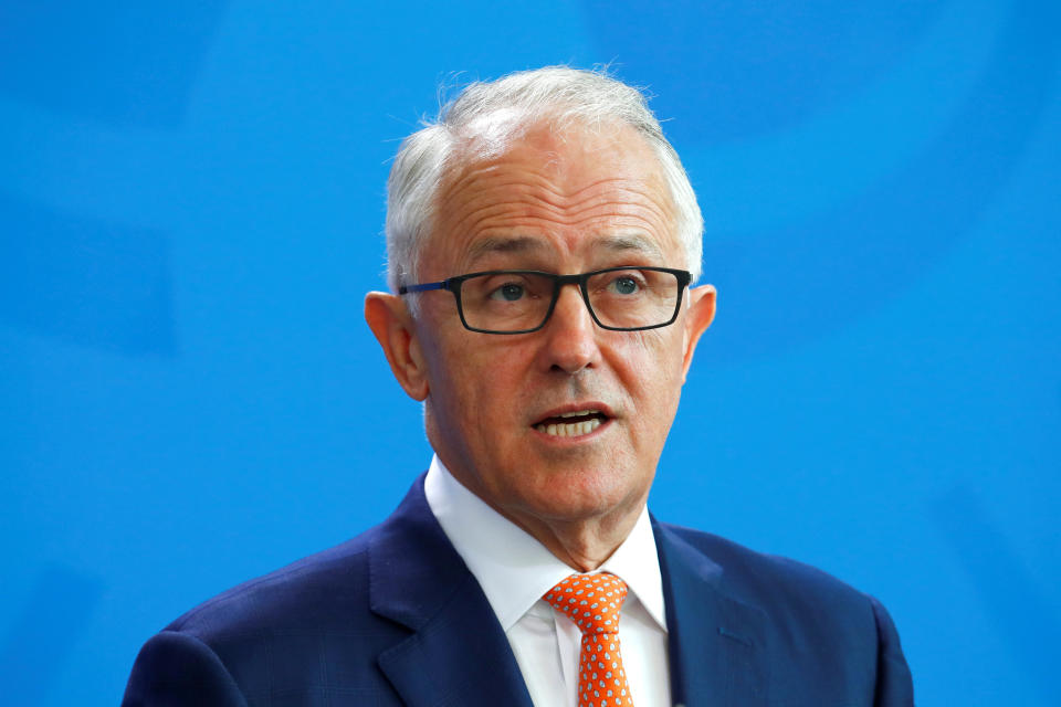 <p>El primer ministro australiano, Malcolm Turnbull, es el jefe de gobierno que más gana de todos los países de la OCDE con un sueldo de 428.306 euros. El salario medio en su país es de 42.000 euros. (Foto: Frabizio Bensch / Reuters). </p>