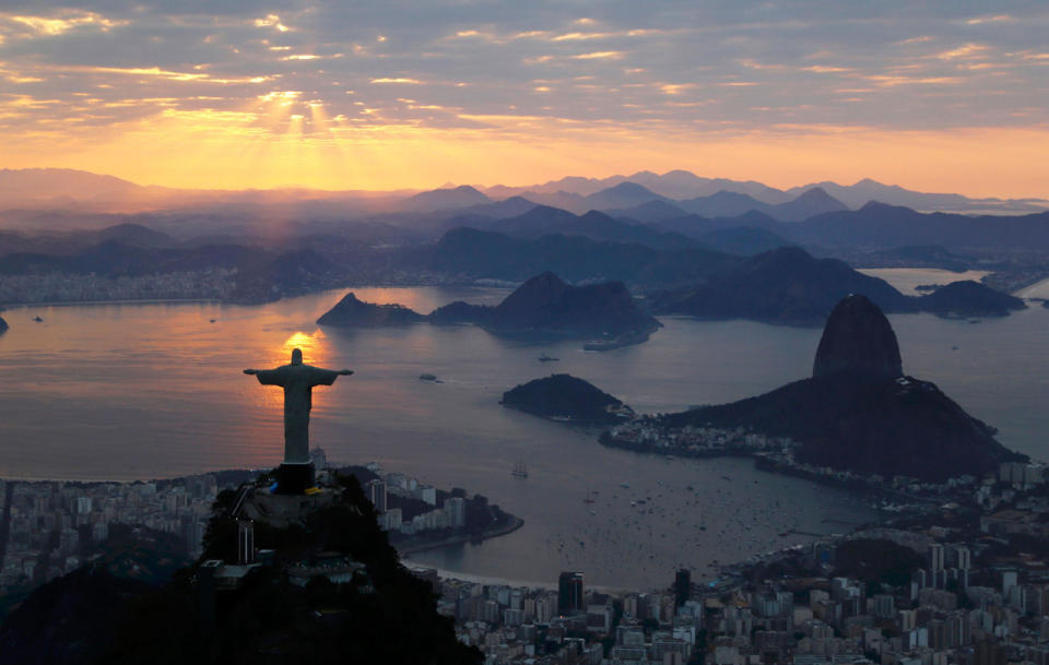 Photos of the day - August 2, 2016