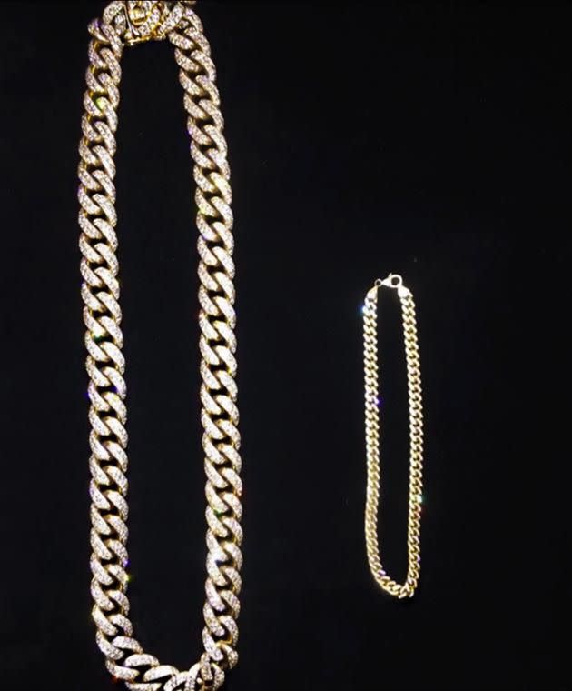 A gold chain, just like Kanye's. Photo: Kim Kardashian