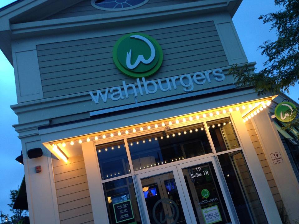 Restaurants Closed on Christmas: Wahlburgers