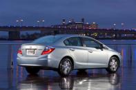 <span><b>Good effort</b></span><b><a href="http://autos.yahoo.com/honda/civic-hybrid/" data-ylk="slk:Honda Civic Hybrid;elm:context_link;itc:0;sec:content-canvas" class="link ">Honda Civic Hybrid</a></b><br>EPA: 44 mpg combined<br>Real world: 43-44 mpg<br><br>Honda's highest-mileage hybrid on paper isn't quite as good in the real world as the cheaper Insight, but most drivers are still matching the official 44 mpg combined rating. That means you can either appreciate the Civic Hybrid for what it is--a usefully economical sedan--or save a few thousand and buy an <a href="http://autos.yahoo.com/honda/insight/" data-ylk="slk:Insight;elm:context_link;itc:0;sec:content-canvas" class="link ">Insight</a> instead...