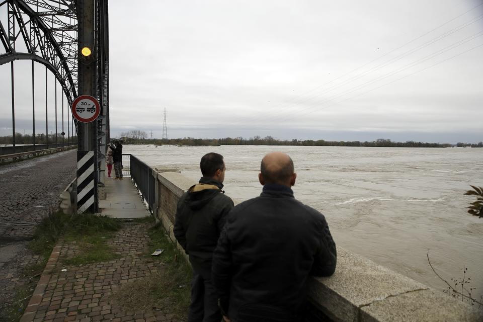 Il Po a Sannazzaro, vicino a Pavia (AP Photo/Luca Bruno).