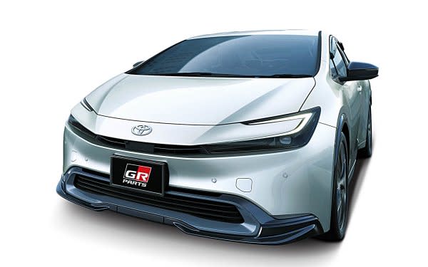 Toyota推出新世代Prius專屬GR改裝套件，營造低重心造型並強化空
