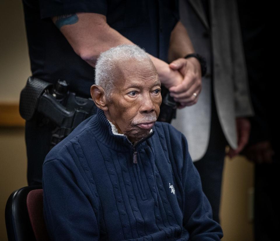 Edgar T. Pickett, a retired Lakeland Police Department detective, sits during a news conference in 2019 to announce the arrest of Joseph Clinton Mills for the 1981 murder of Linda Slaten. Pickett, a forensic specialist, worked on the original investigation.