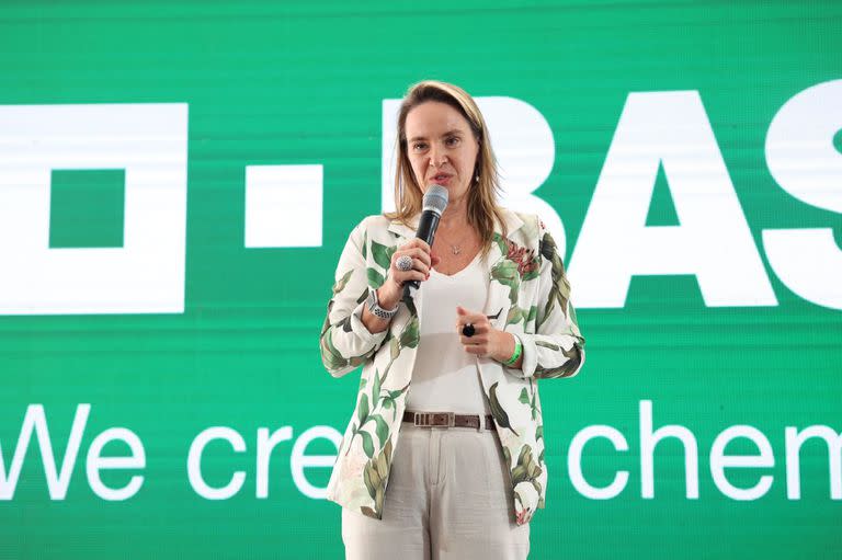 Renata Milanese: "Esta planta es estratégica para nosotros. Es la única planta de producción en Latinoamérica de Basf especializada en la formulación de productos biológicos del segmento de tratamiento de semillas"