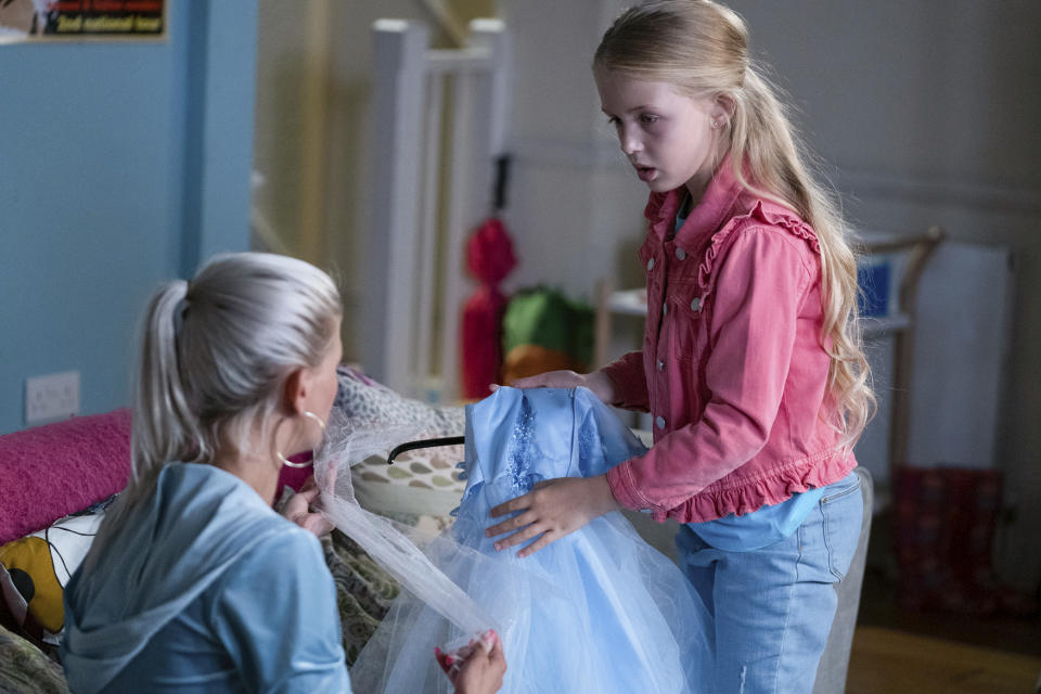 EastEnders,24-10-2022,6578,EastEnders|Lola Pearce (DANIELLE HAROLD);EastEnders|Lexi Mitchell,**EMBARGOED TILL TUESDAY 18TH OCTOBER 2022*** , BBC, Jack Barnes/Kieron McCarron