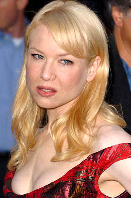 Renee Zellweger at the LA premiere of Universal's Cinderella Man