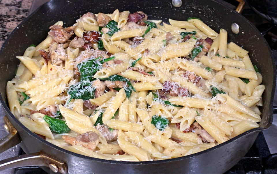 <p>Foody Schmoody Blog</p><p>Bacon, pasta, chicken and Boursin? It doesn't get much better than that!</p><p><strong>Get the recipe: <a href="https://www.instagram.com/p/CYe4Oz4Pm9Z/" rel="nofollow noopener" target="_blank" data-ylk="slk:Boursin, Bacon and Chicken Pasta;elm:context_link;itc:0;sec:content-canvas" class="link ">Boursin, Bacon and Chicken Pasta</a></strong></p>